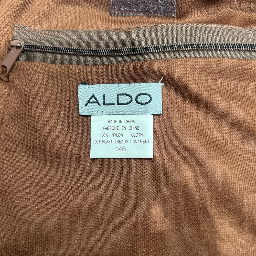 Aldo crochet slouchy bag with shiny sequin disks Velcro closure. - Picture 2 of 8